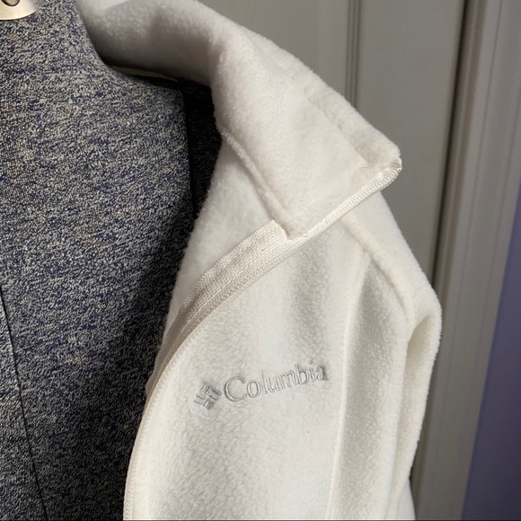 White Columbia Zip-Up Jacket - Picture 2 of 4